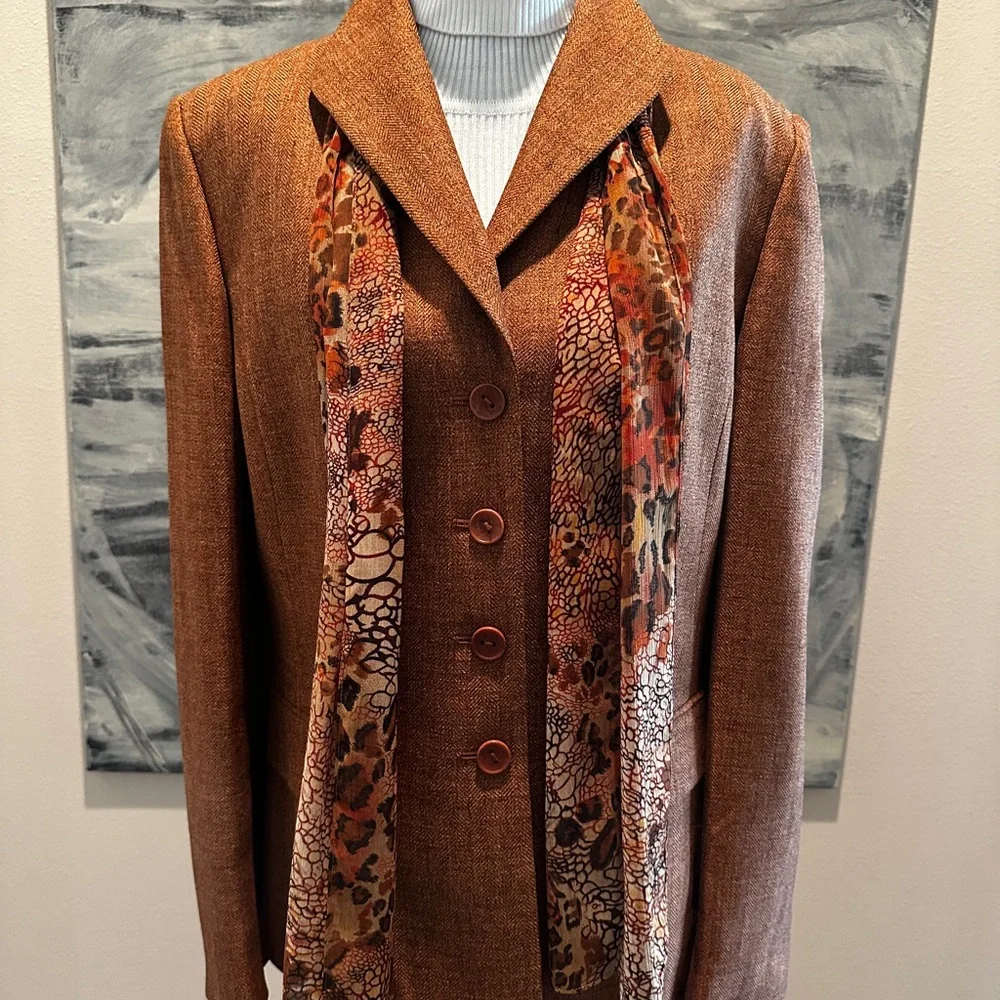Le Suit Rust Brown Blazer and Skirt Set with Patterned Scarf (new) Size 14 - Picture 10 of 11